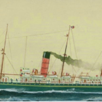 Statek parowiec płynący po morzu